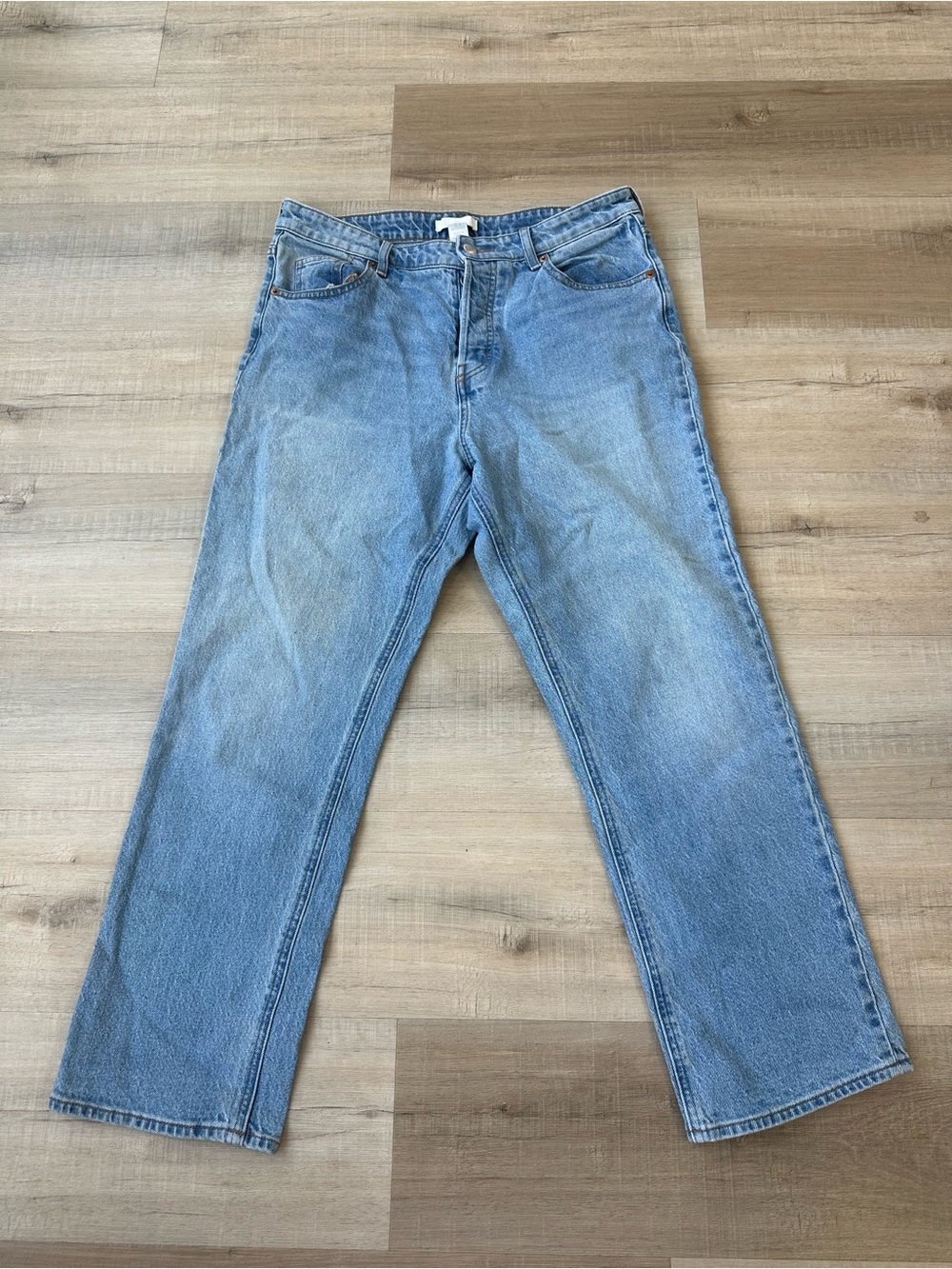 H&M Light Blue Relaxed Women’s Jeans